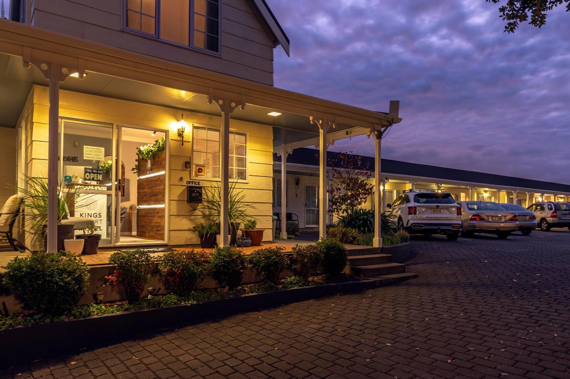 Kings Court Motel Whanganui Eksteriør bilde